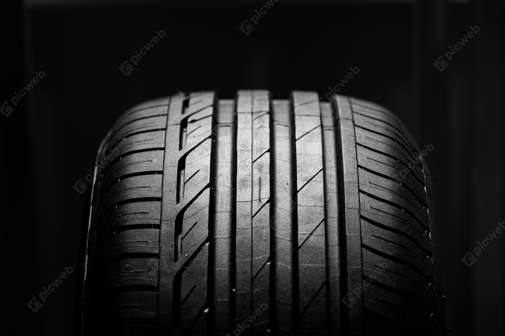 Близкий план автомобильной шины скачать Близкий план автомобильной шины