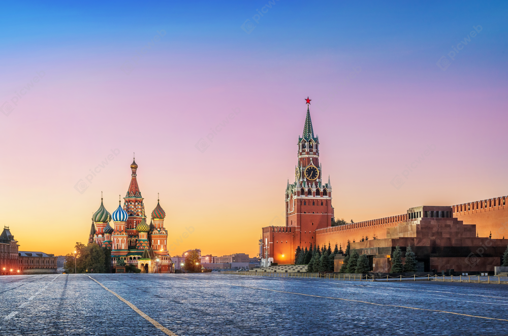 Красная площадь на рассвете